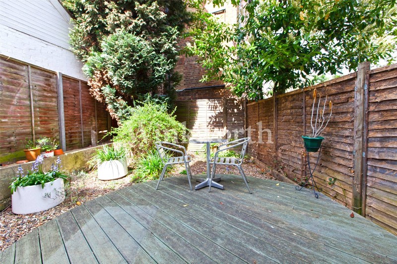 Southwood Avenue, Highgate, London, N6