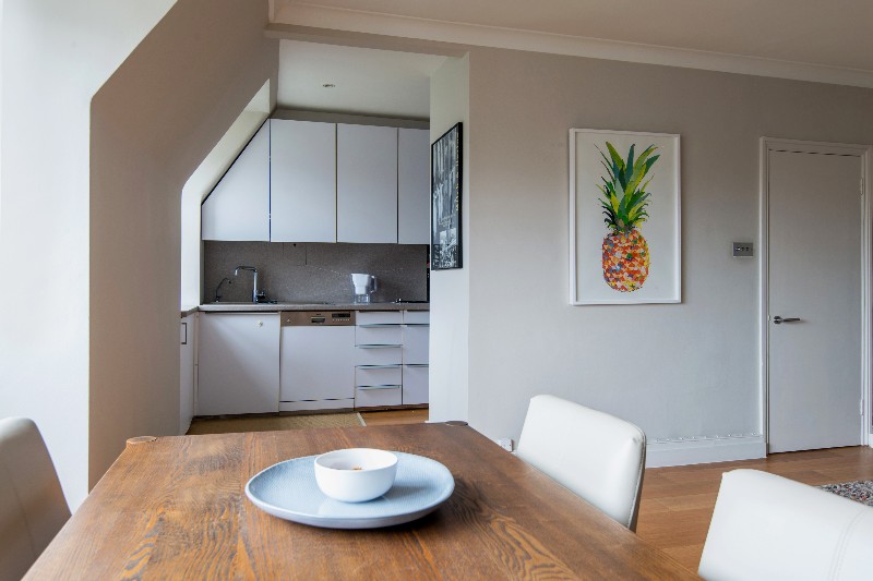 Sutherland Avenue, London, W9