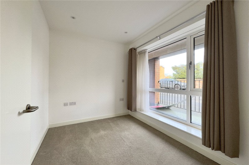 Oak End Way, Gerrards Cross, SL9