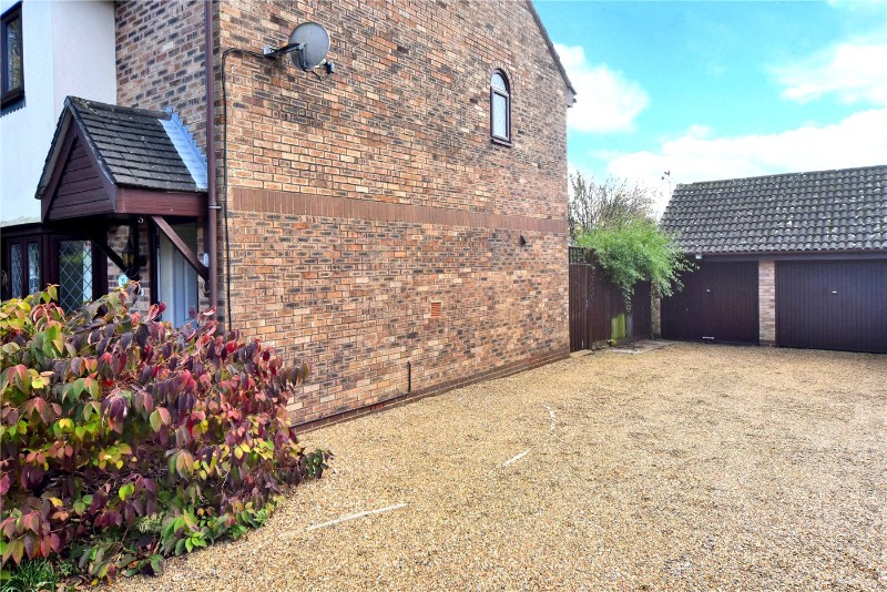 Thurnham Way, Tadworth, Surrey, KT20