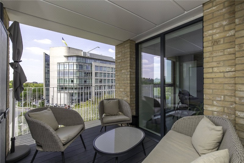 Lakeside Drive, London, NW10