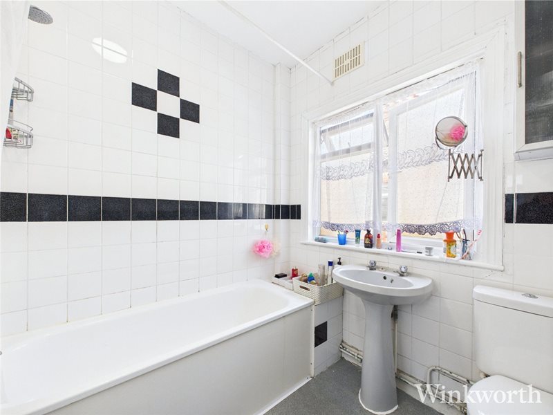 South Ealing Road, London, UK, W5