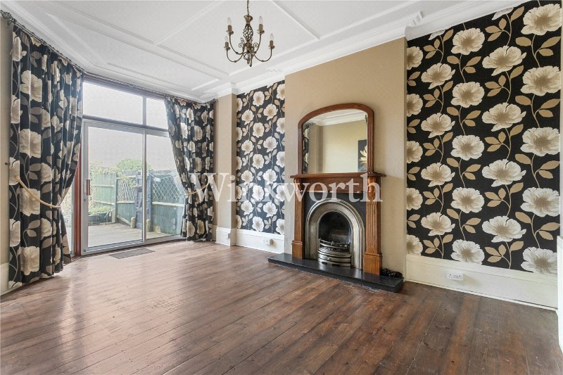 Cranley Gardens, London, N13