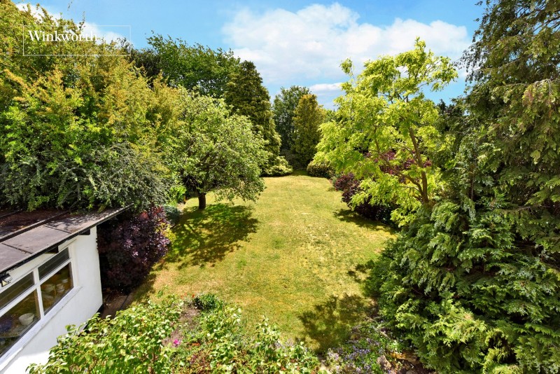 Nonsuch Walk, Cheam, Sutton, Surrey, SM2