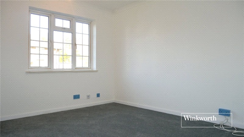 Elmbank Avenue, Barnet, EN5