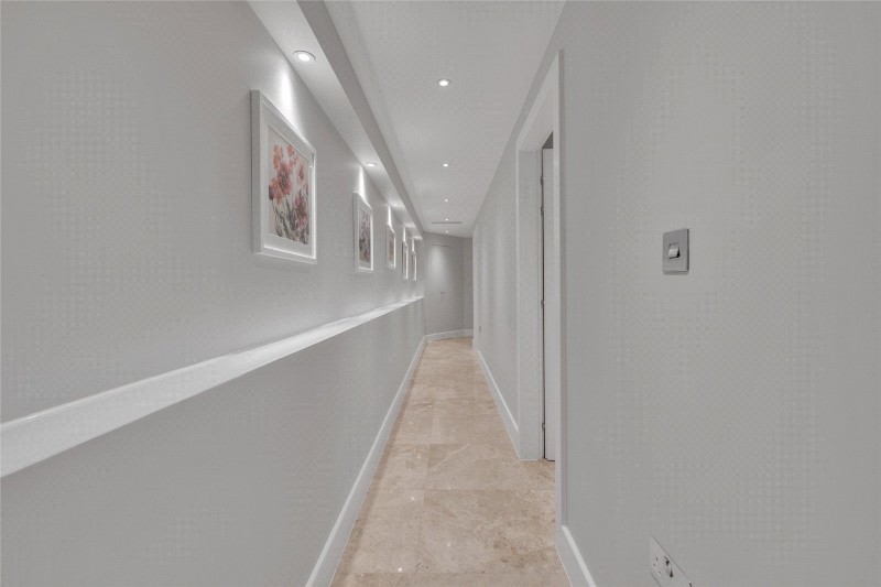 Berkeley Court, Marylebone Road, London, NW1