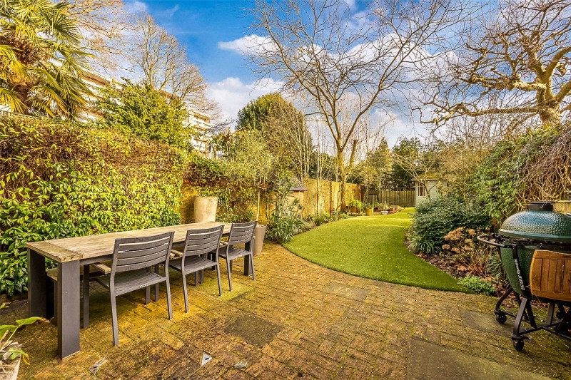 Southwood Lane, London, N6