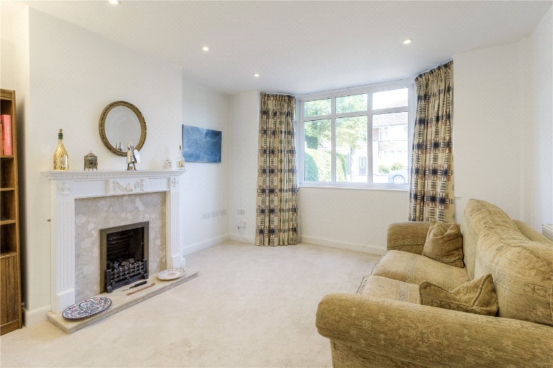 Oaklands Drive, Northampton, NN3