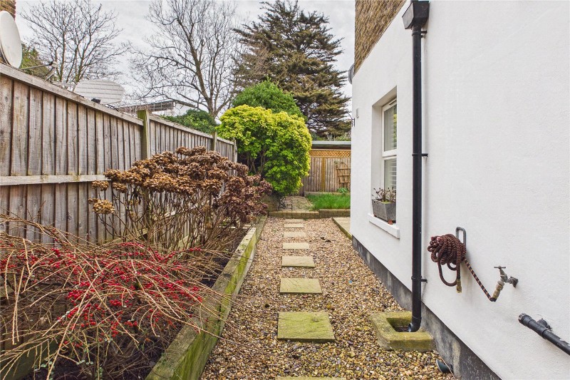 Ashlake Road, London, SW16