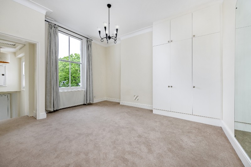 Randolph Avenue, London, W9