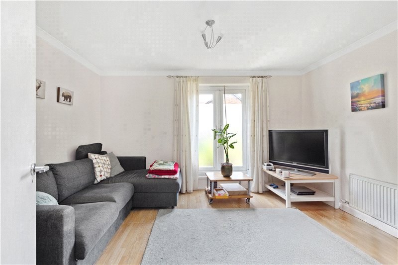 Ashworth Close, London, SE5