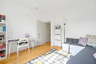 Gayford Road, London, W12