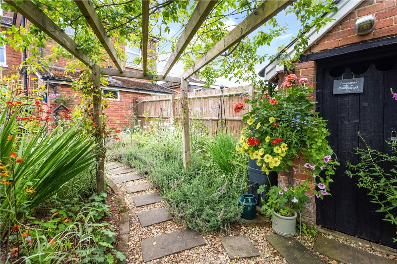 Barley Hill, Dunbridge, Romsey, Hampshire, SO51