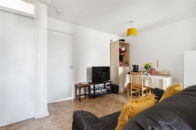 Westcott Close, London, N15