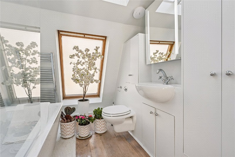 St. Lukes Mews, London, W11