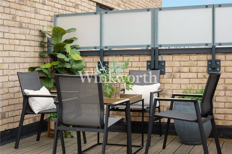 Frankum Mews, London, N22