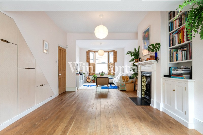 Greyhound Road, London, N17