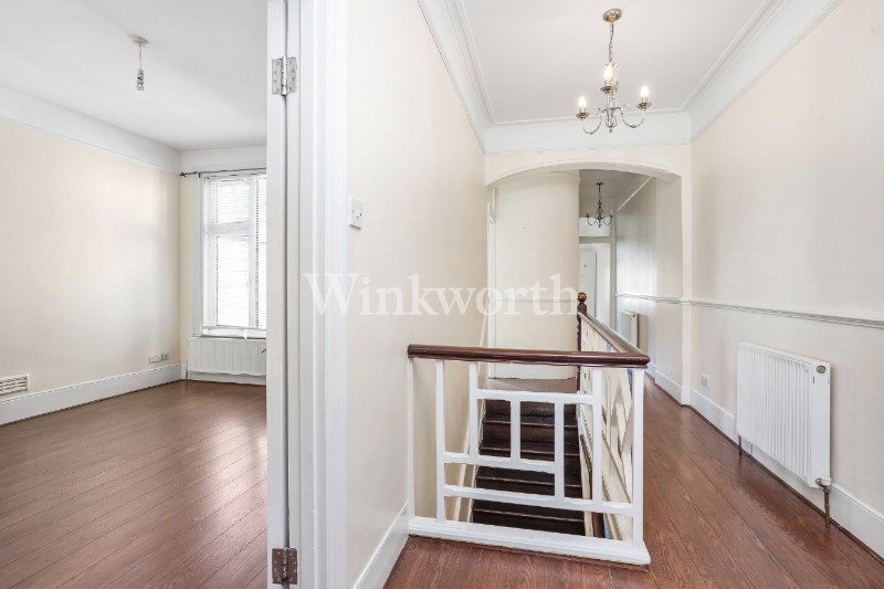 Lakeside Road, London, N13