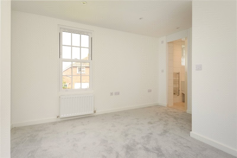 Front Road, Woodchurch, Kent, TN26