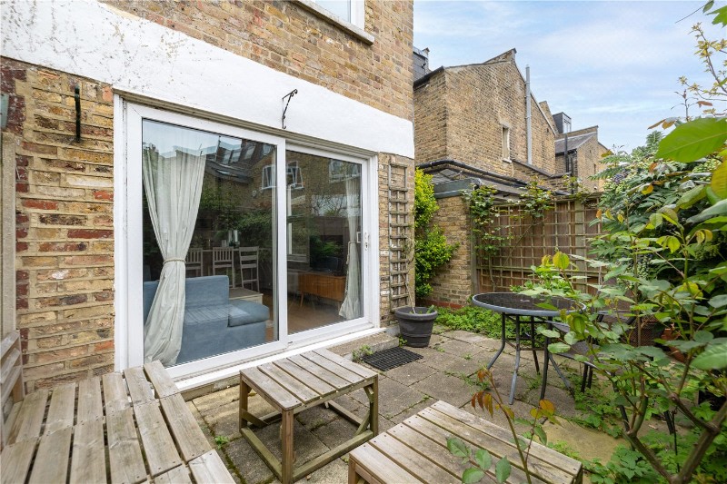 Crabtree Lane, London, SW6