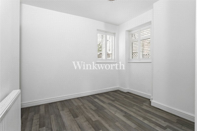 Haslemere Road, London, N21