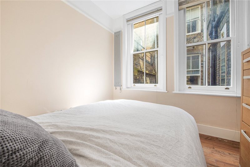 Vine Hill, London, EC1R