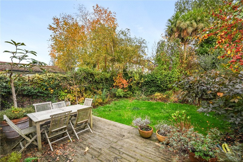 Chelmsford Square, London, NW10