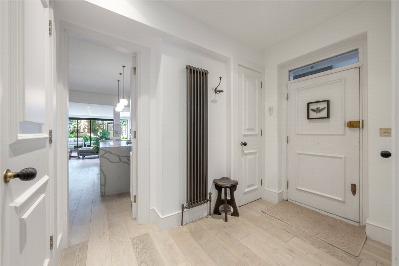 Randolph Avenue, London, W9