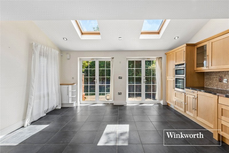Tavistock Avenue, Mill Hill East, London, NW7