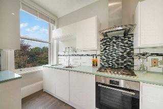 Queens Crescent, London, NW5