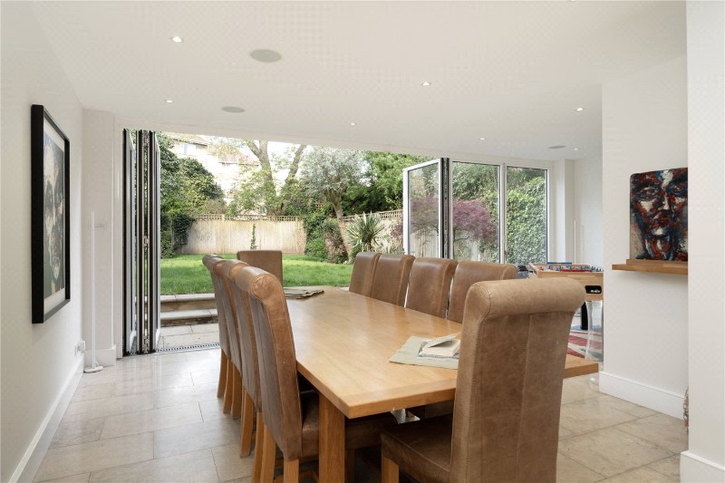 Holmbush Road, London, SW15