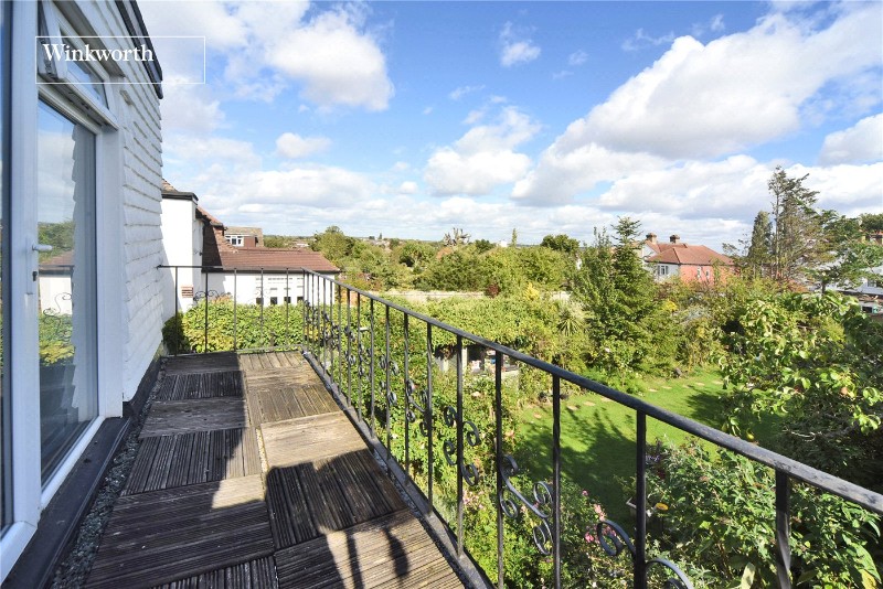 Tudor Avenue, Worcester Park, KT4