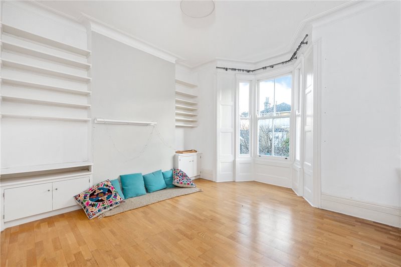 Colvestone Crescent, London, E8