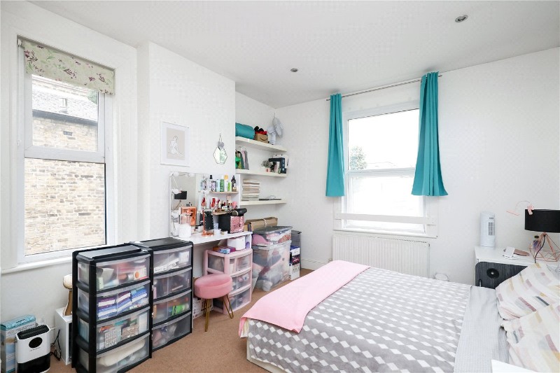 Julian Avenue, London, W3