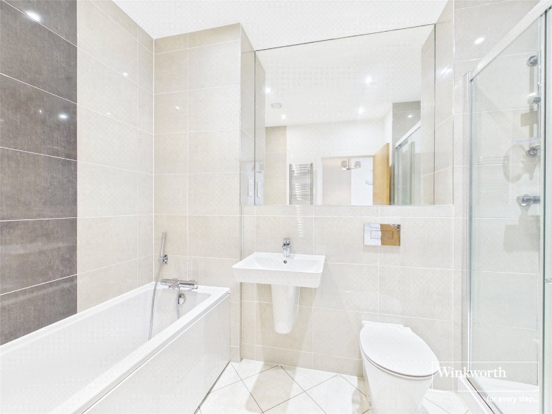 Saxons Court, Peach Street, Wokingham, Berkshire, RG40