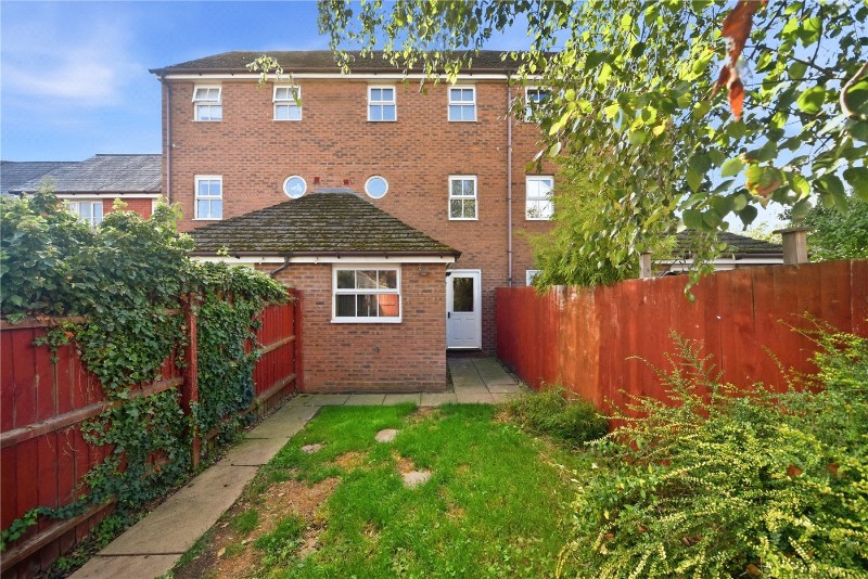 Lingfield Crescent, Stratford-upon-Avon, Warwickshire, CV37