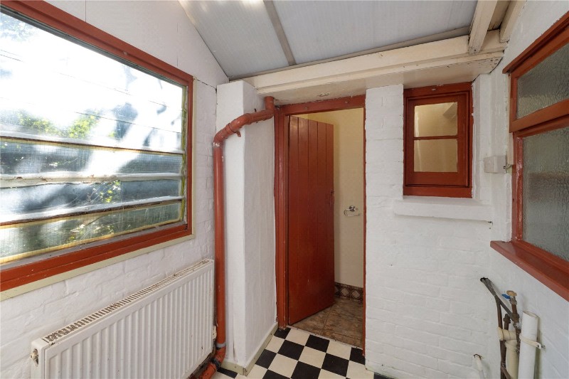 Kirbys Lane, Canterbury, Kent, CT2