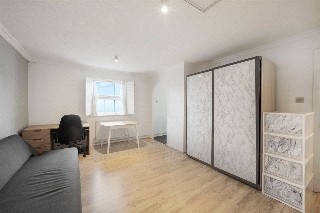 Moriatry Close, London, N7