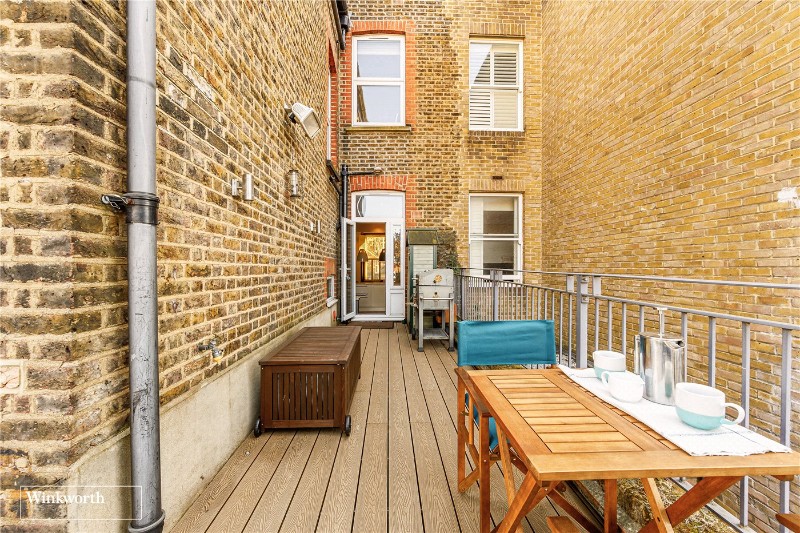 Chiswick High Road, London, W4
