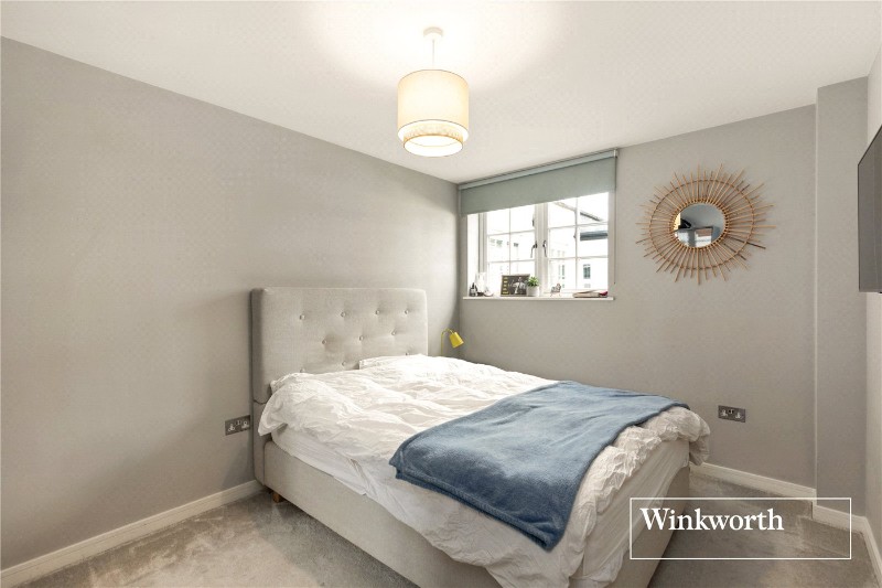 Cornwall Avenue, Finchley, London, N3