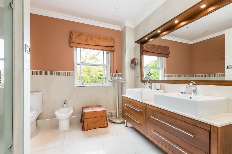 Devereux Lane, Barnes, London, SW13