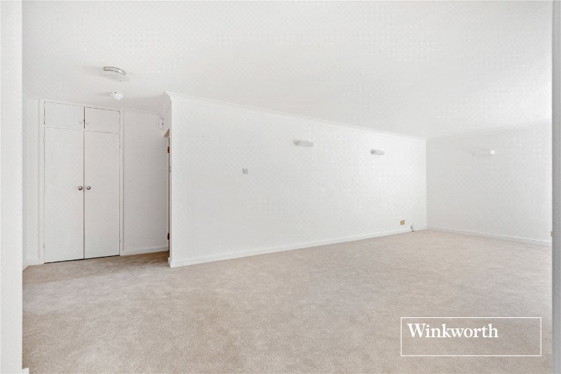 Hendon Lane, Finchley, London, N3