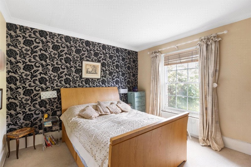 Stockwell Park Road, London, SW9