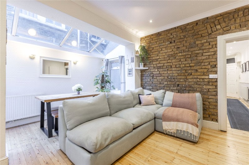 Queenstown Road, London, SW8