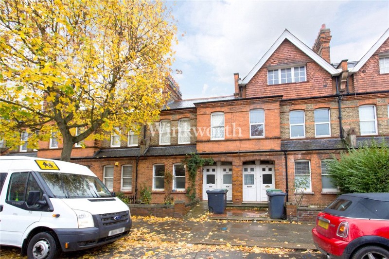 2 bedroom property for sale in Gladstone Avenue, London, N22 (Ref