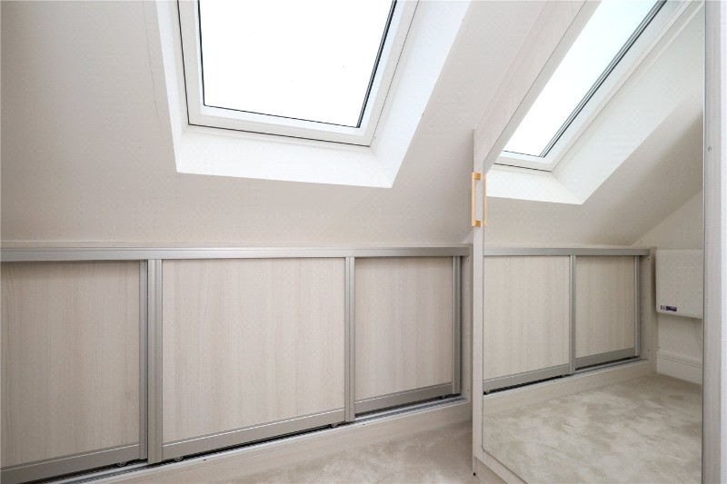 Walton Way, London, W3