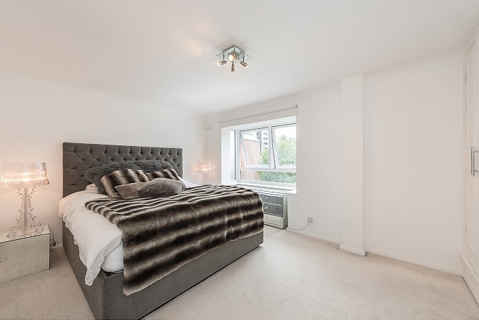 Avenue Road, St John's Wood, London, NW8