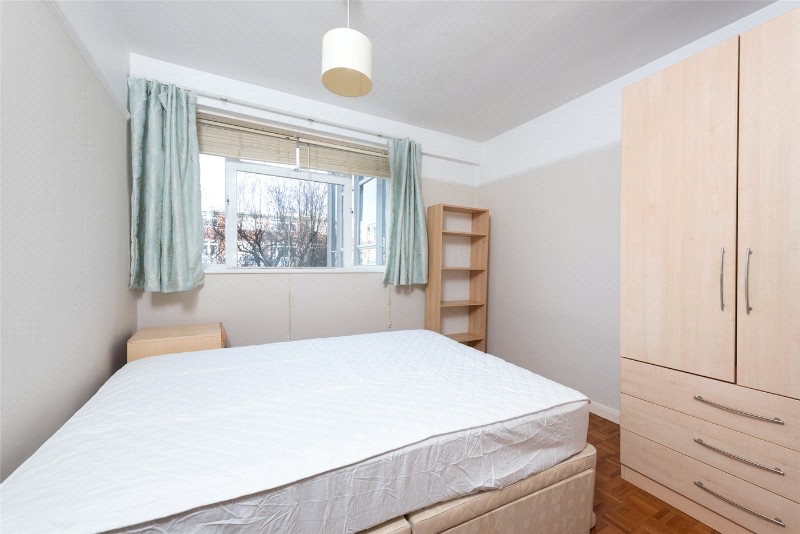 Carlton Drive, London, SW15