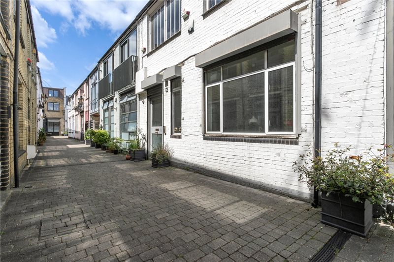 Blackstock Mews, London, N4