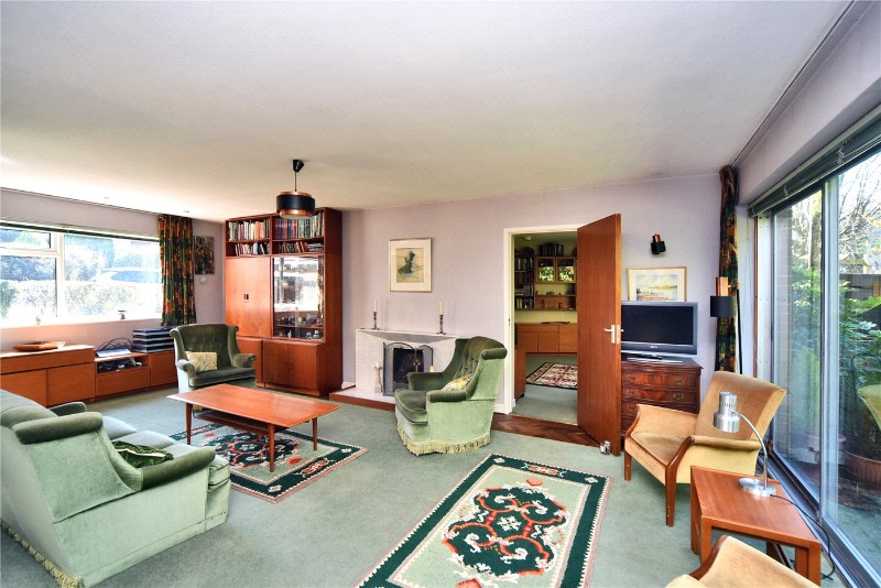 Heights Close, Banstead, Surrey, SM7